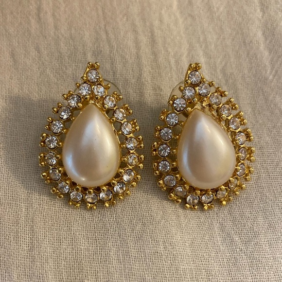 Jewelry - Teardrop Shaped Vintage Faux Pearls and Rhinestones Earrings